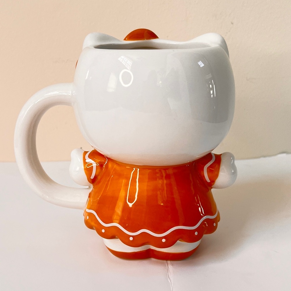 Hello Kitty Gingerbread Mug - Picture 2 of 2